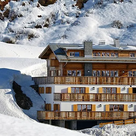 Contact Us At What App - 0041-798-079-427 To Book!! Penthouse Lilly In St Christoph Apartment