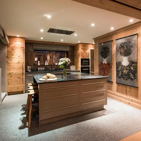 Апартаменты Contact Us At What App - 0041-798-079-427 To Book!! Penthouse Lilly In St Christoph Санкт-Антон-ам-Арльберг